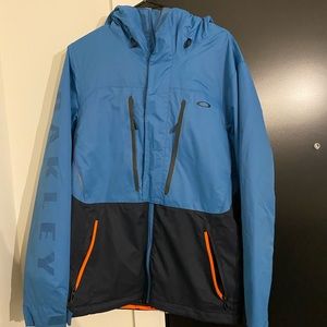 Oakley Winter Ski and Snowboard Jacket